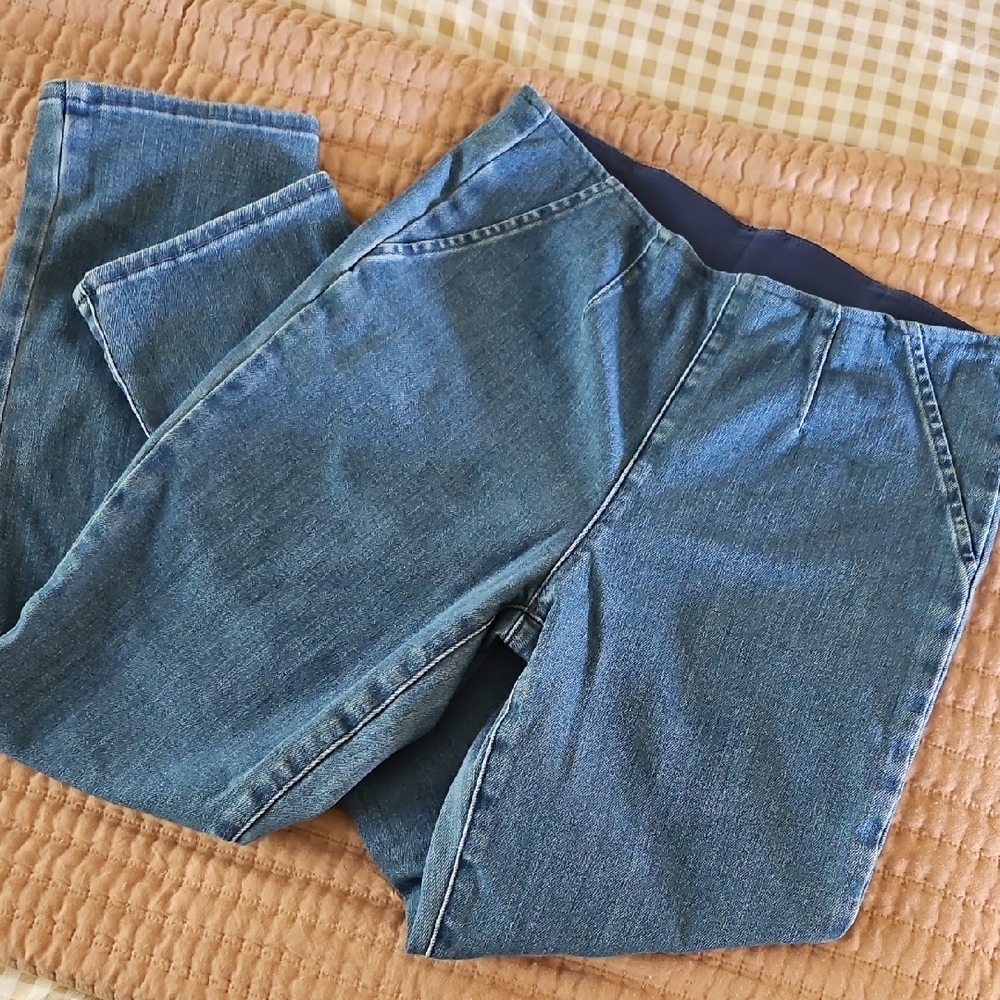 Uniqlo Women's Straight Leg Blue Jeans